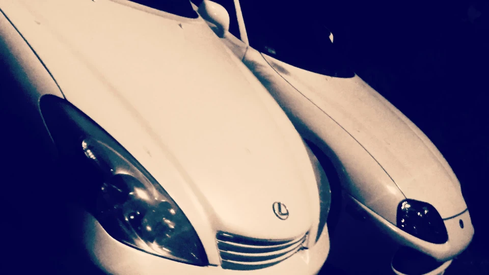 Lexus ES White pearl 2