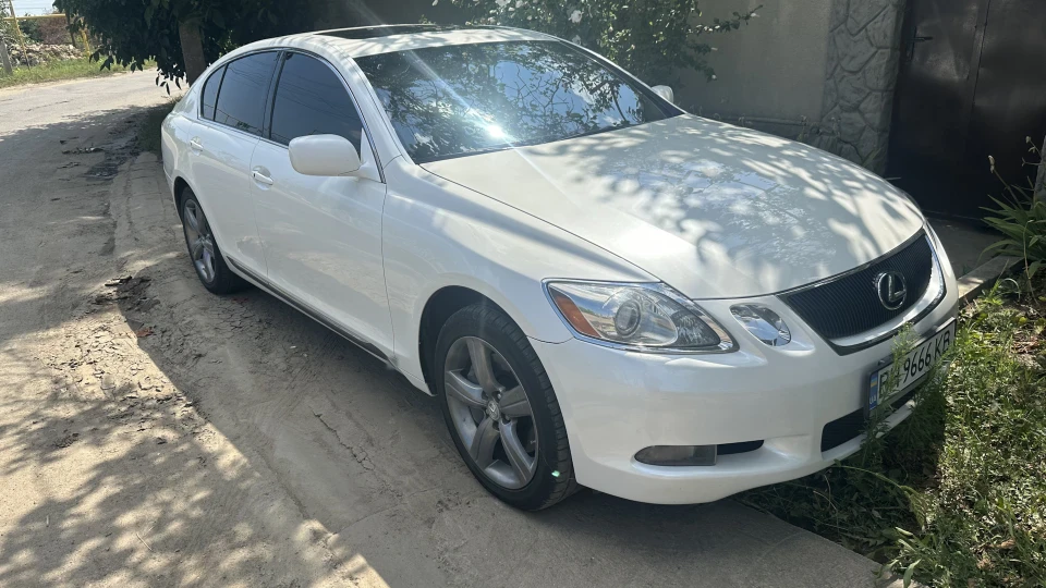 Lexus GS 5