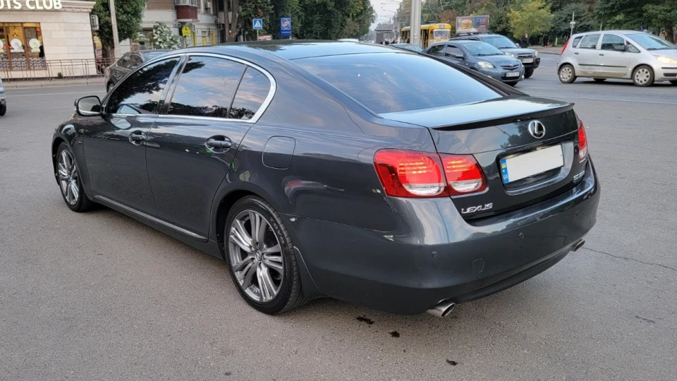 Lexus GS 2