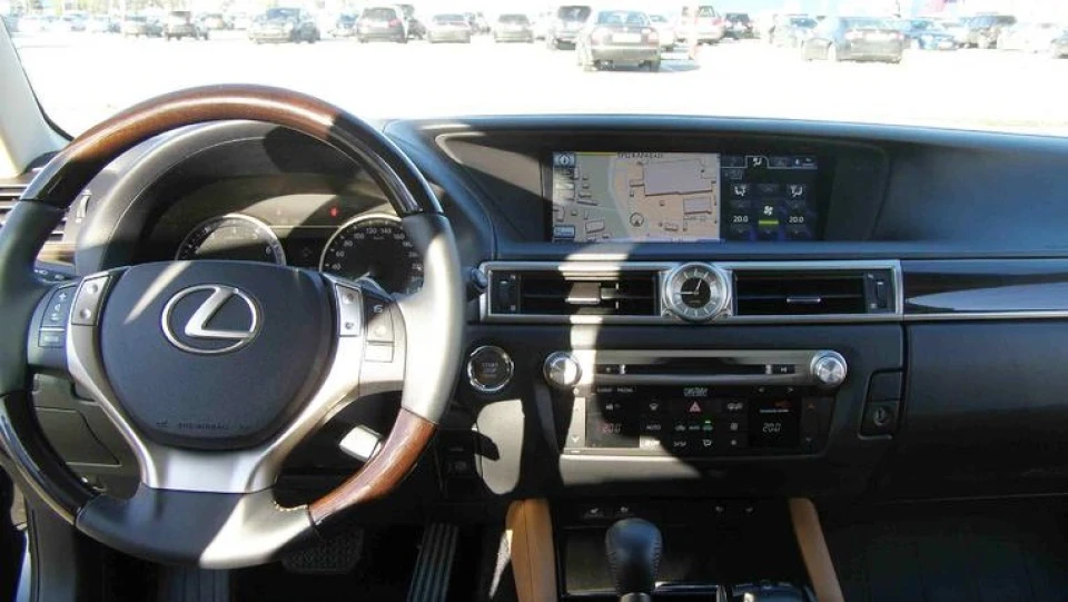Lexus GS 2