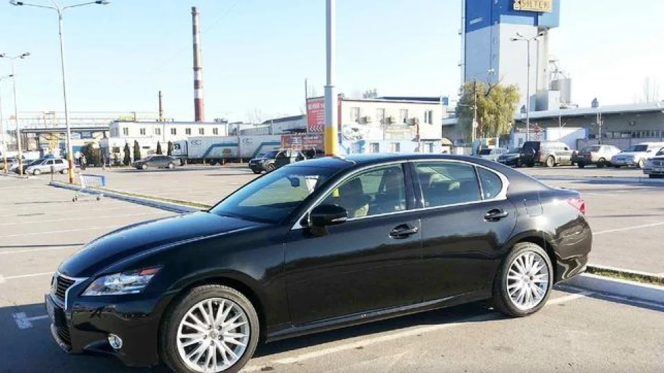 Lexus GS 4