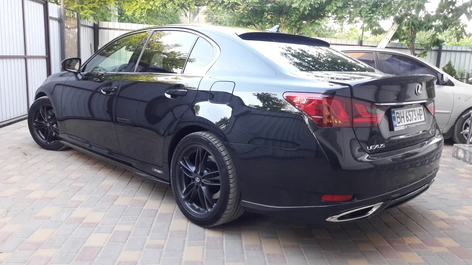 Lexus GS 3