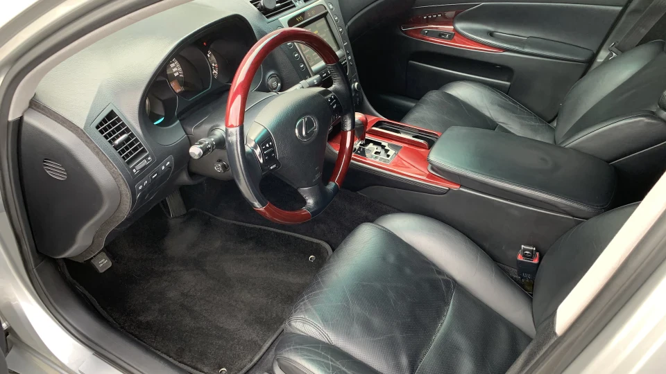 Lexus GS 4