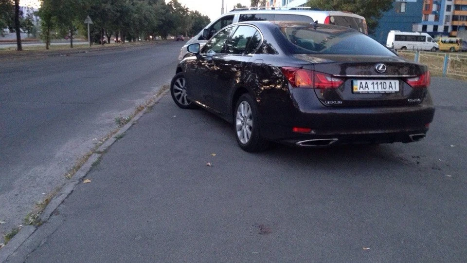 Lexus GS 2.5 5
