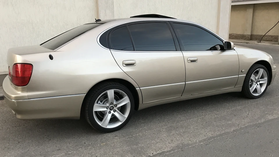 Lexus GS 300 SPECK OF GOLD