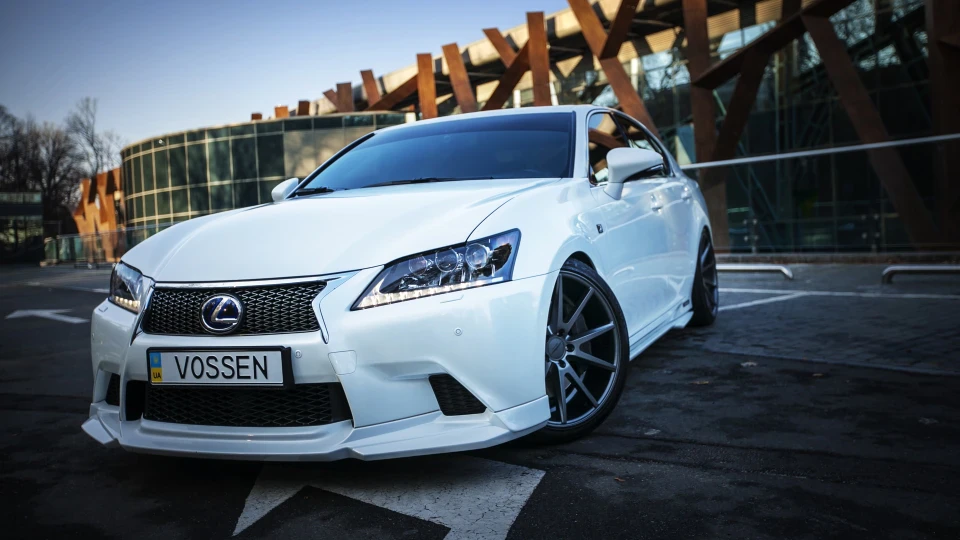 Lexus GS 450h & Wald 3