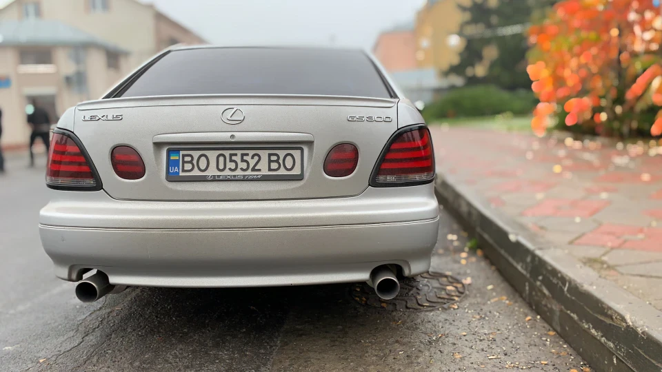 Lexus GS Баржа