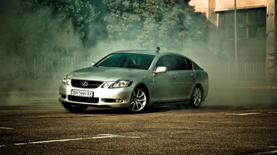 Lexus GS Breaking stereotypes 3