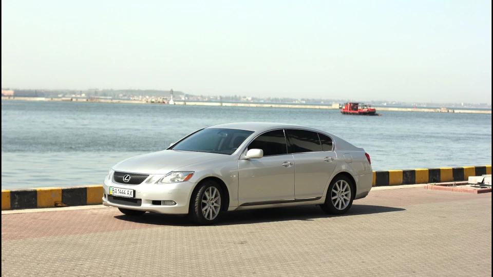 Lexus GS Breaking stereotypes 5