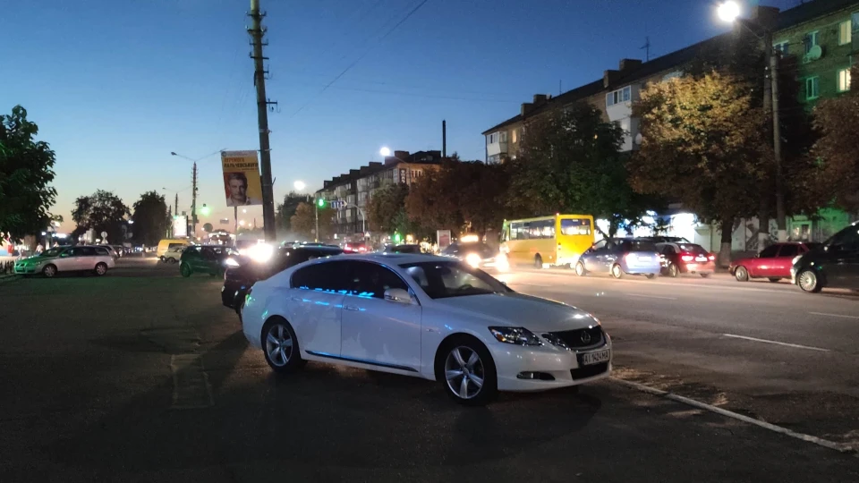 Lexus GS Не_Чорний 3