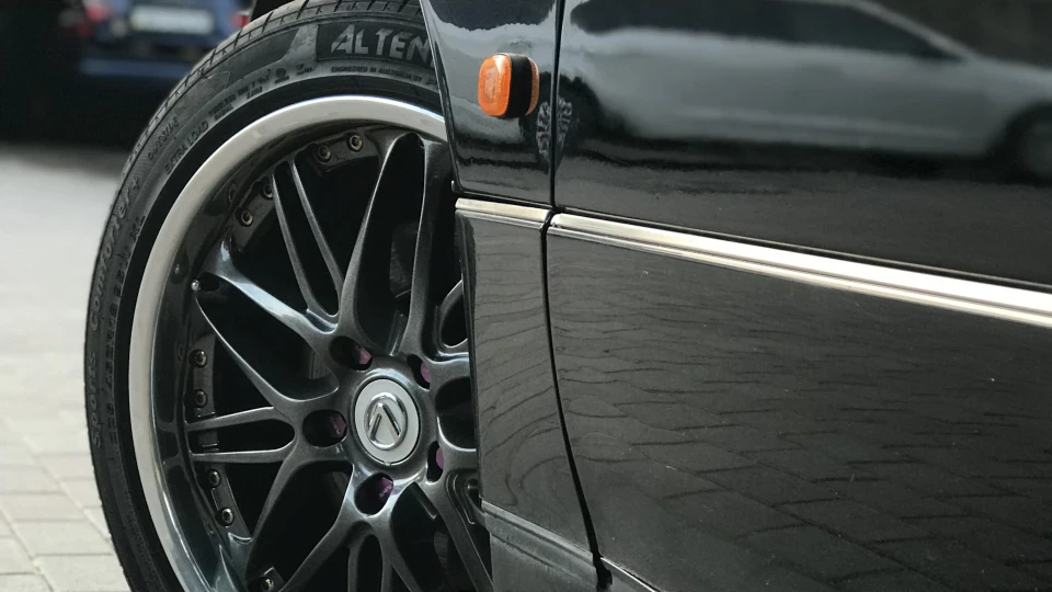 Lexus GS Royal Black 4