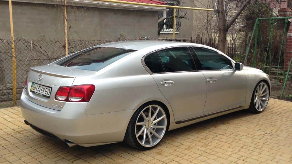 Lexus GS VIP Диван 2