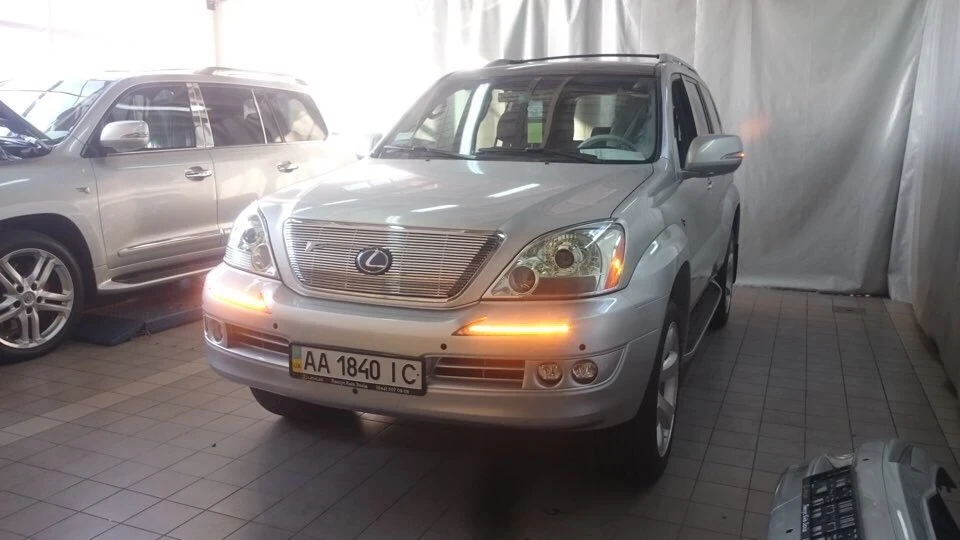 Lexus GX 3