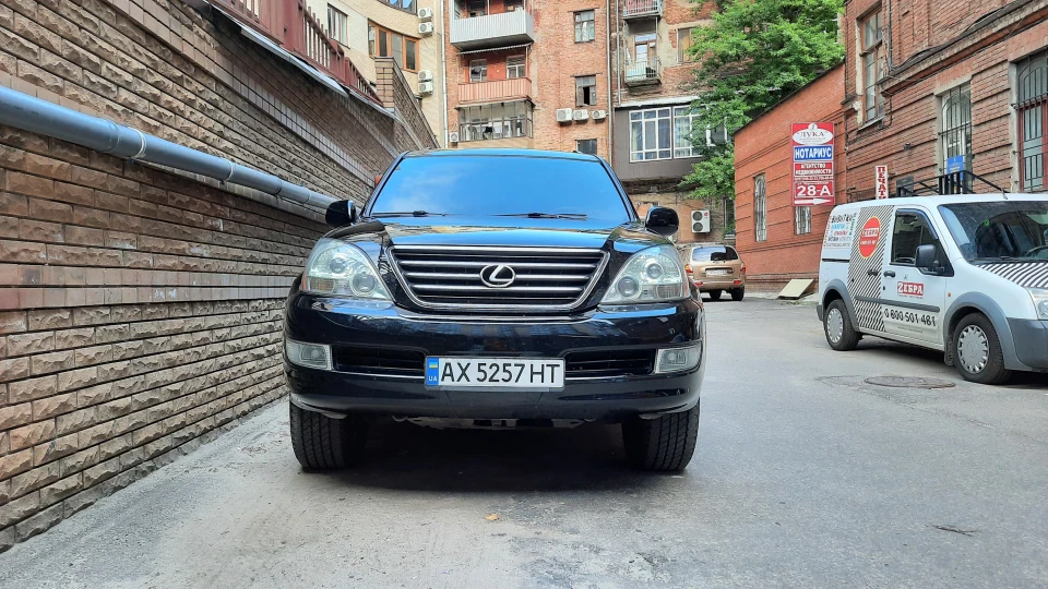 Lexus GX 4