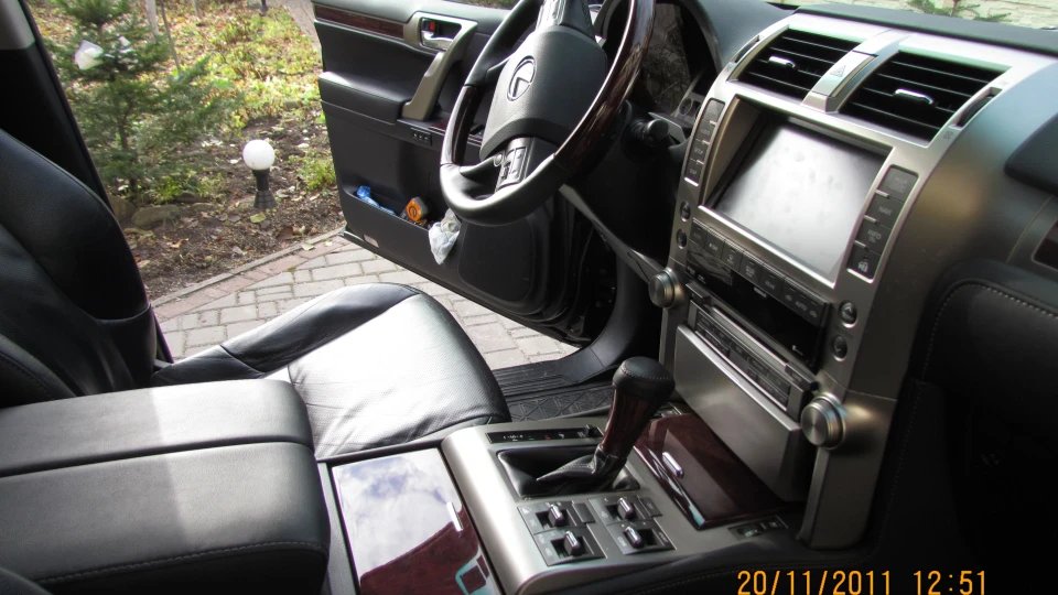 Lexus GX 5