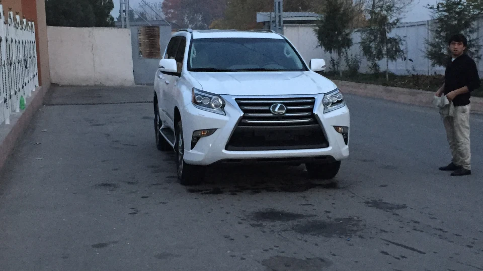 Lexus GX Білий перламутр 2