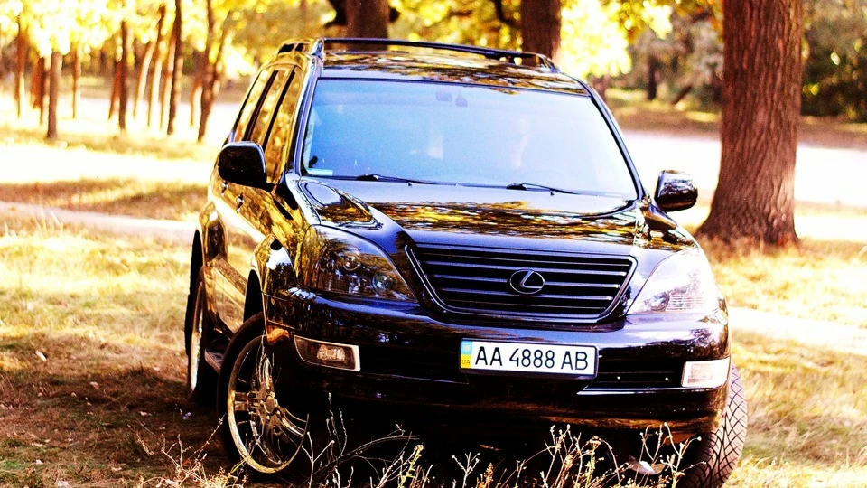 Lexus GX Blackness 2