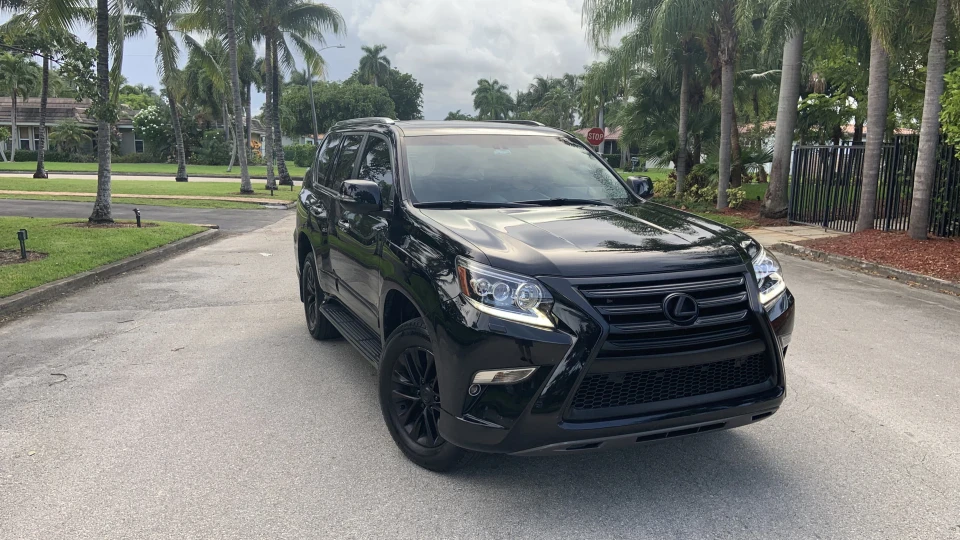 Lexus GX Чорна будка