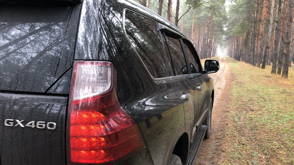 Lexus GX (маленький LX) 3