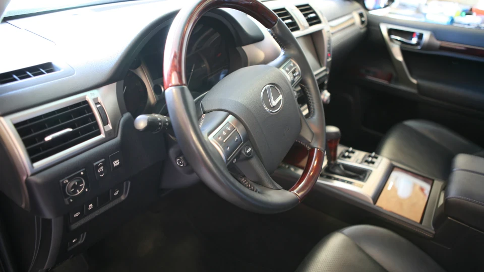 Lexus GX срібло 2