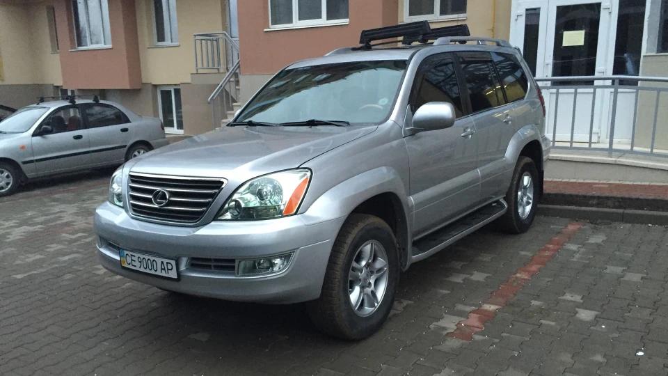 Lexus GX Сірий 3
