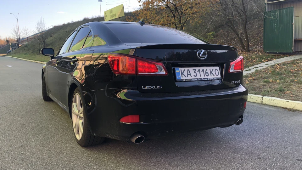 Lexus IS 3