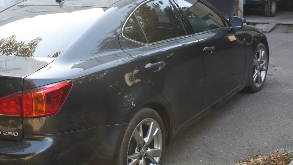 Lexus IS 2