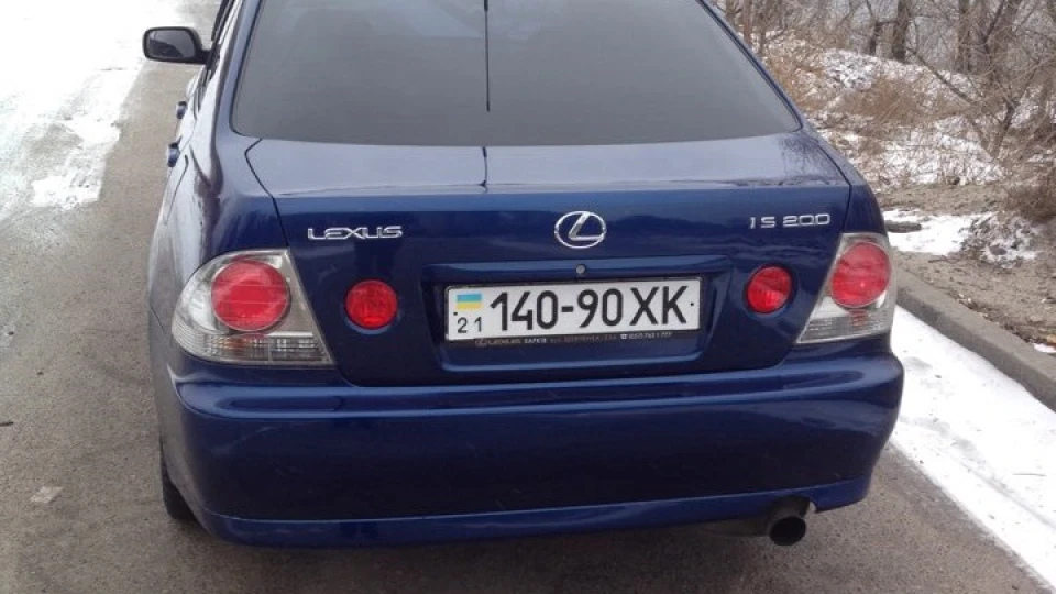 Lexus IS 4