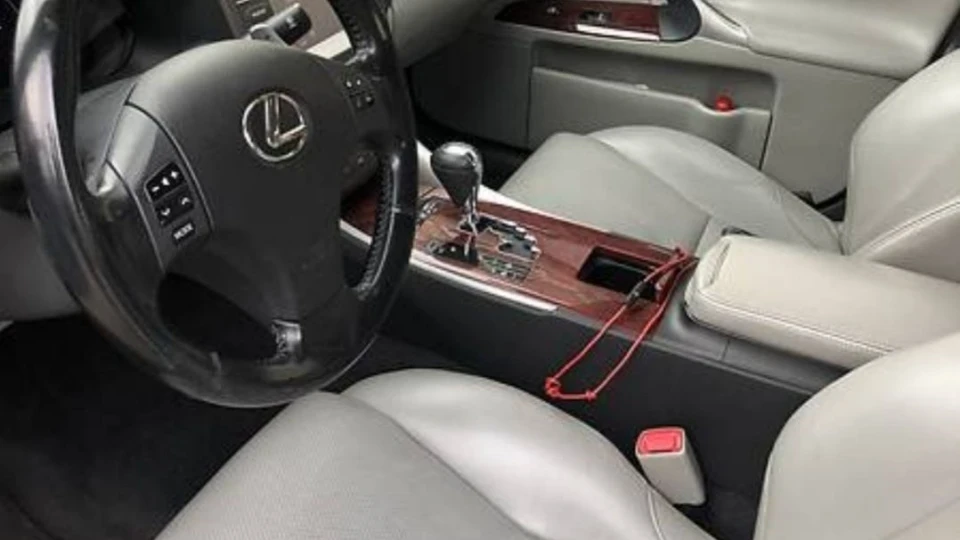 Lexus IS 2