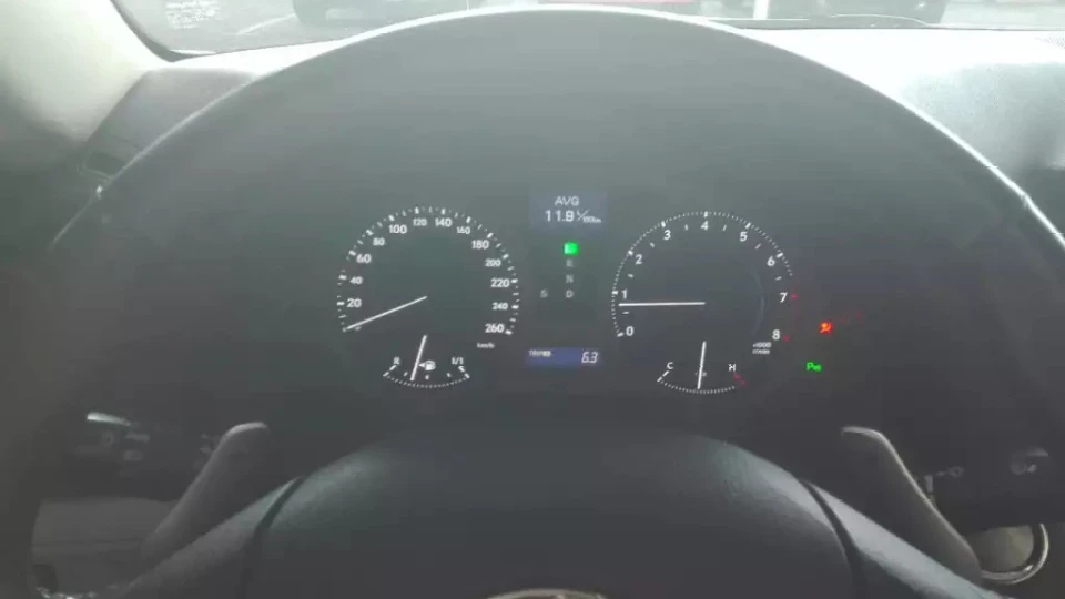 Lexus IS 4