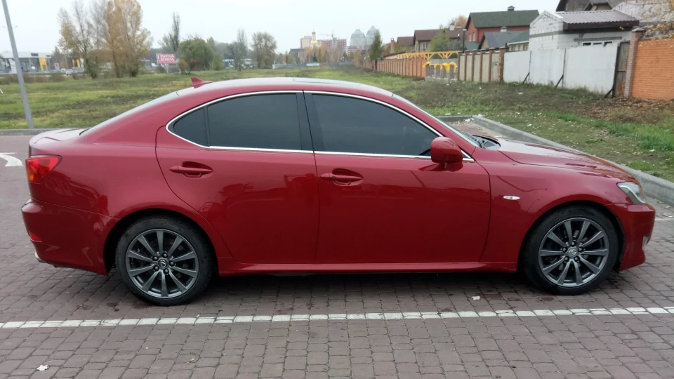 Lexus IS 2