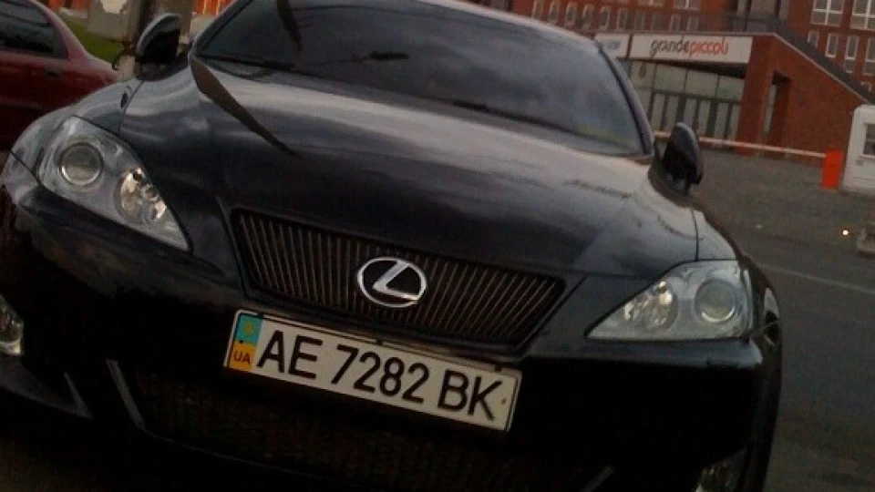 Lexus IS 2