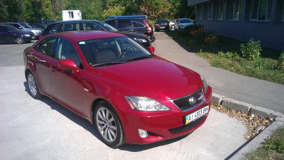 Lexus IS 2