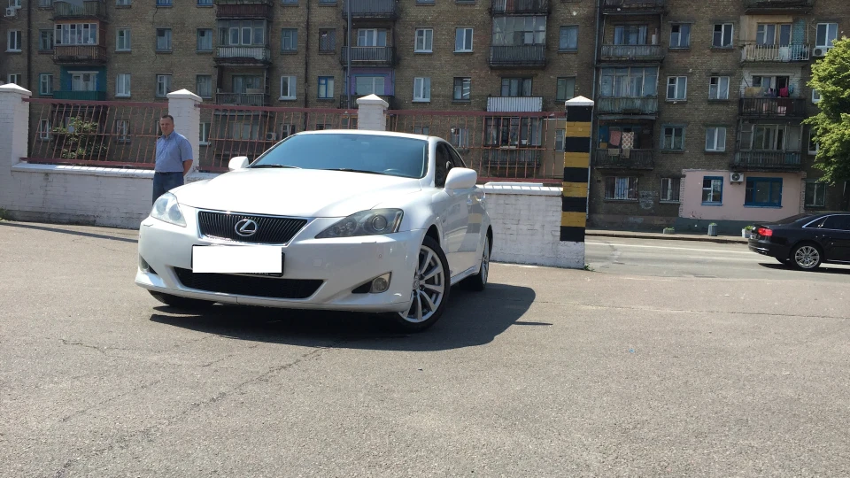 Lexus IS 3