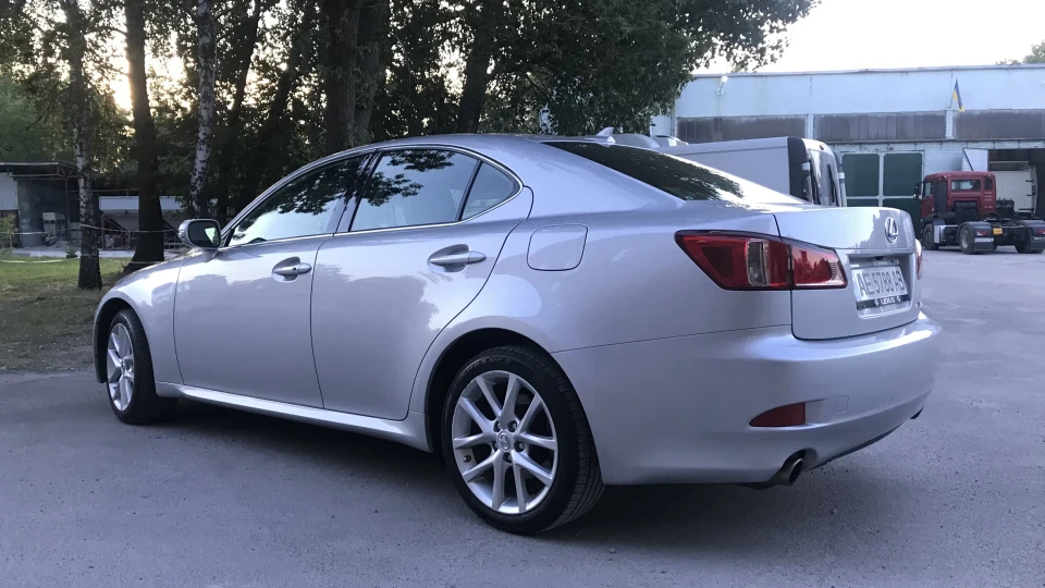 Lexus IS 3