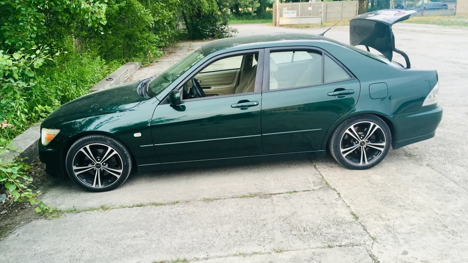 Lexus IS 5
