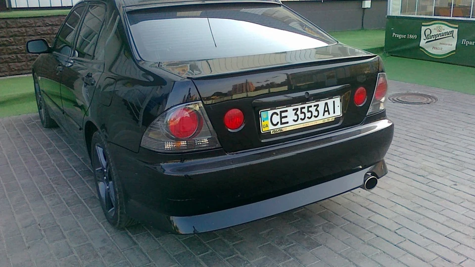 Lexus IS