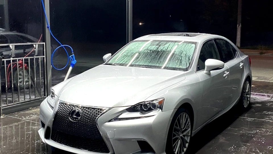 Lexus IS 200t 2