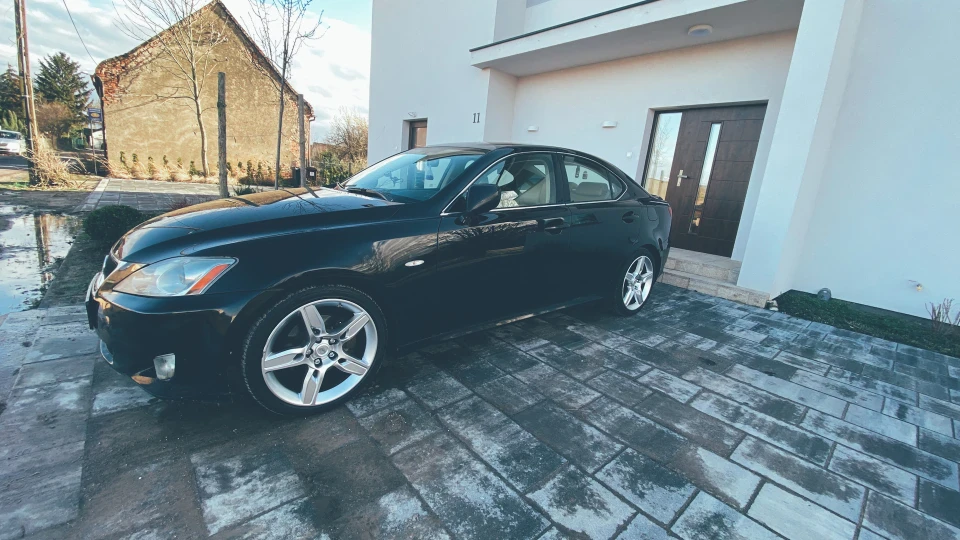 Lexus IS 220D🇯🇵 4