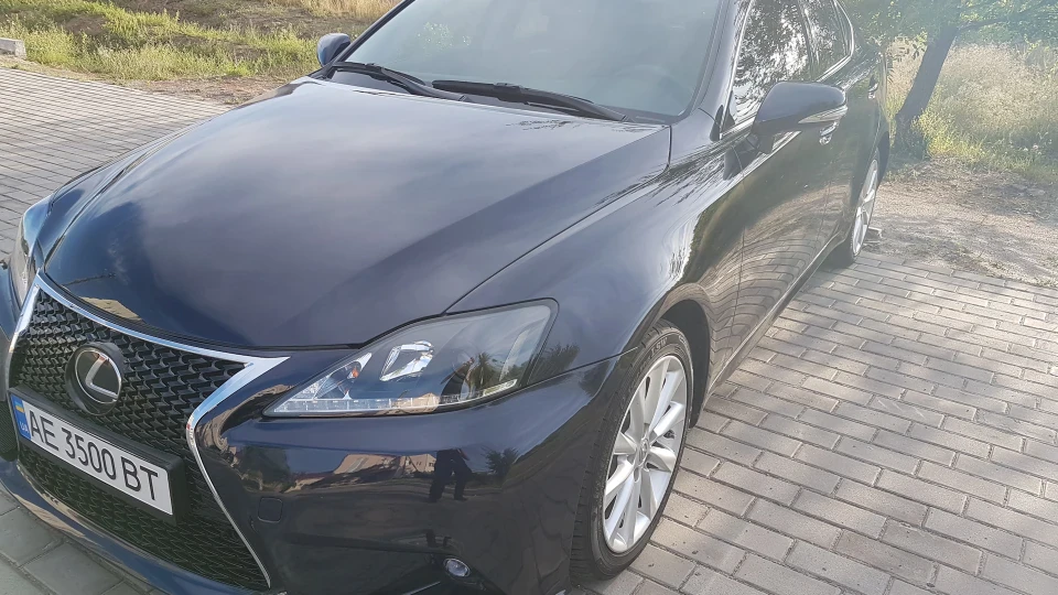 Lexus IS 2.5 AWD 2