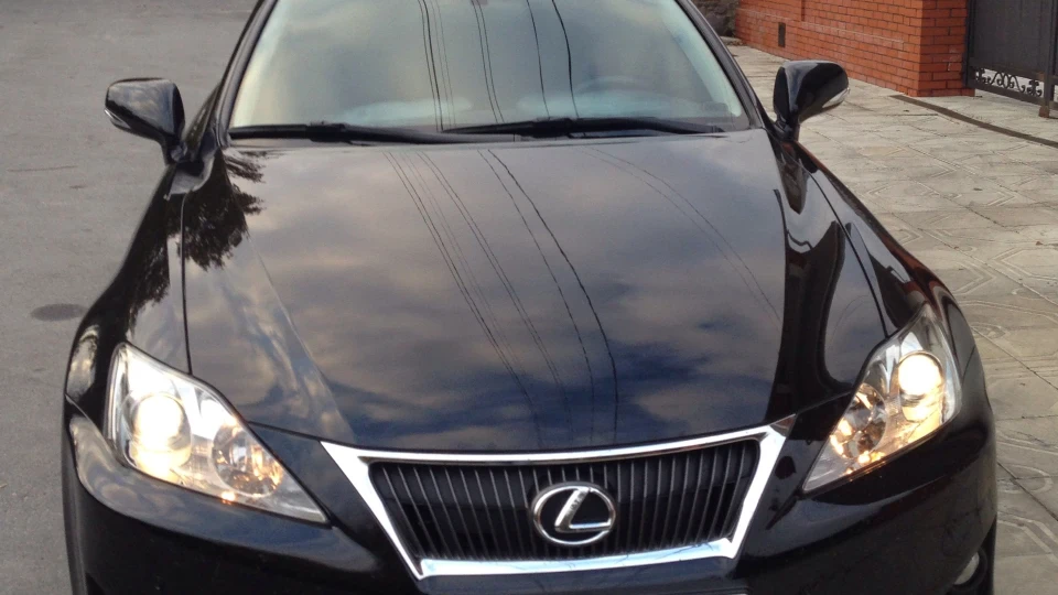 Lexus IS 2.5 V6 4