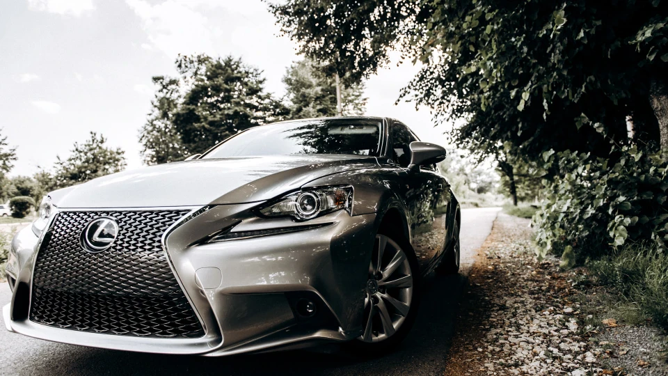 Lexus IS 2.5
