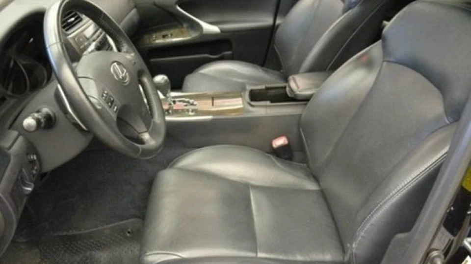Lexus IS 250 AWD iska 3
