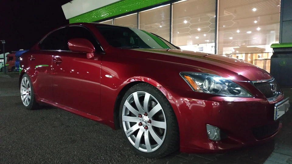 Lexus IS 300 Perfectus 3