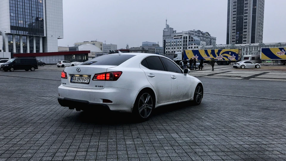 Lexus IS 350 RWD