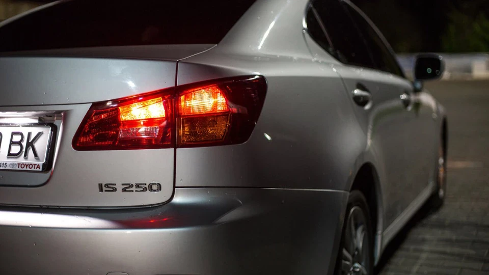 Lexus IS 4х2