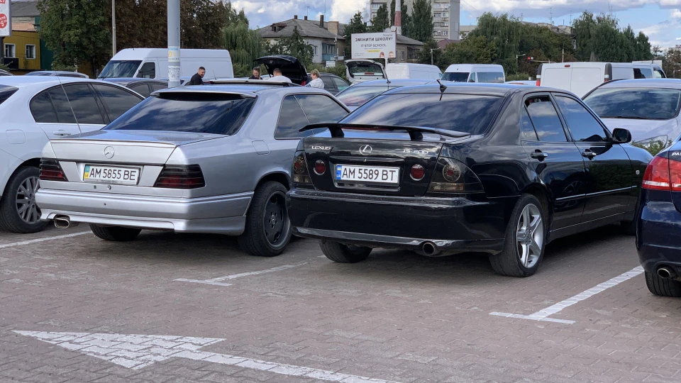 Lexus IS Беззубик 2