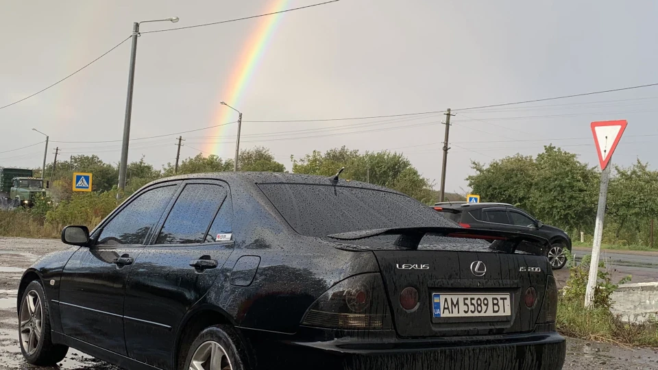 Lexus IS Беззубик 3