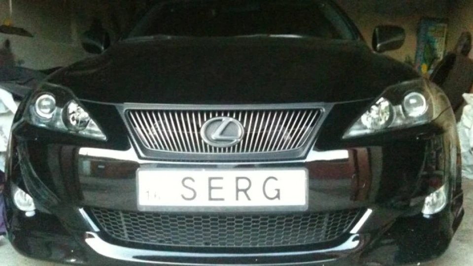 Lexus IS black ings+ 4