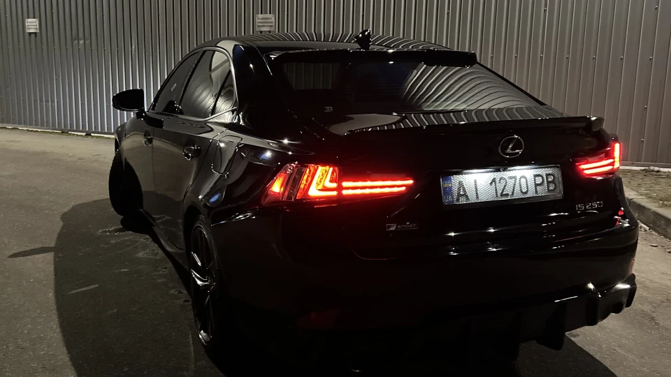Lexus IS Black 3